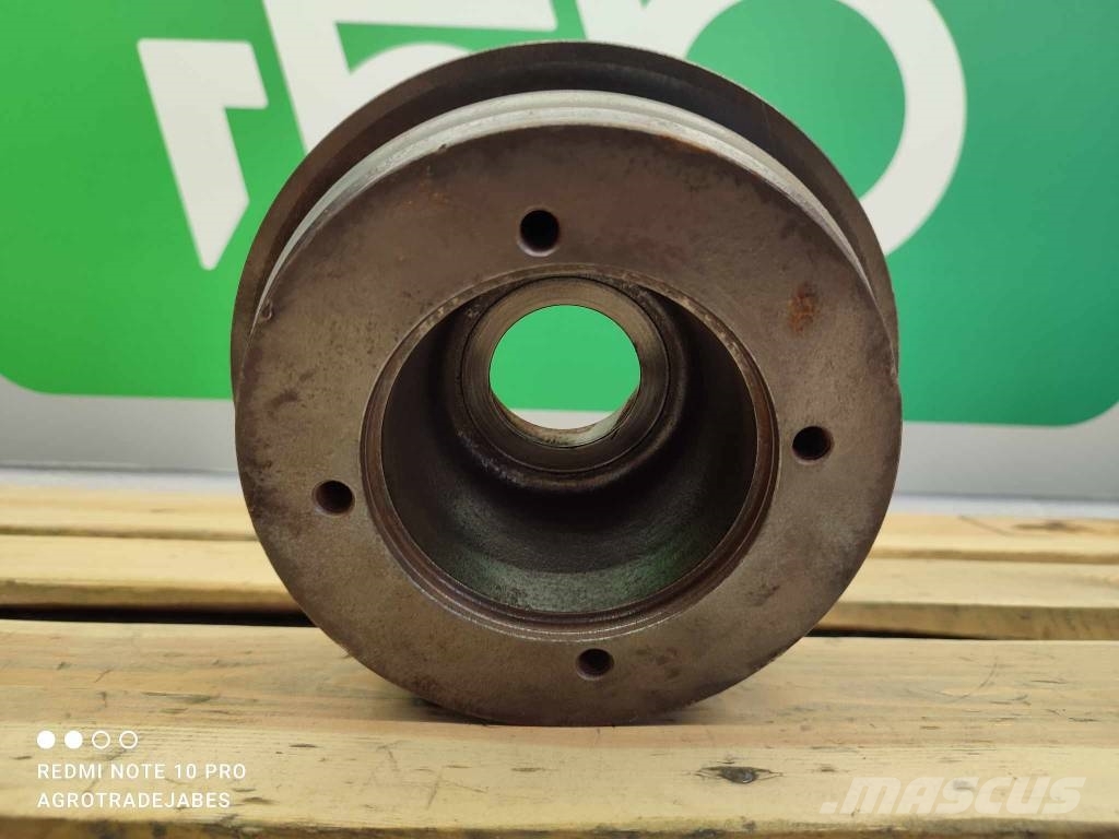 John Deere 6155R pulley wheel Motorok