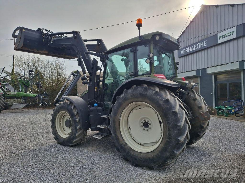 Valtra G135 Tractores