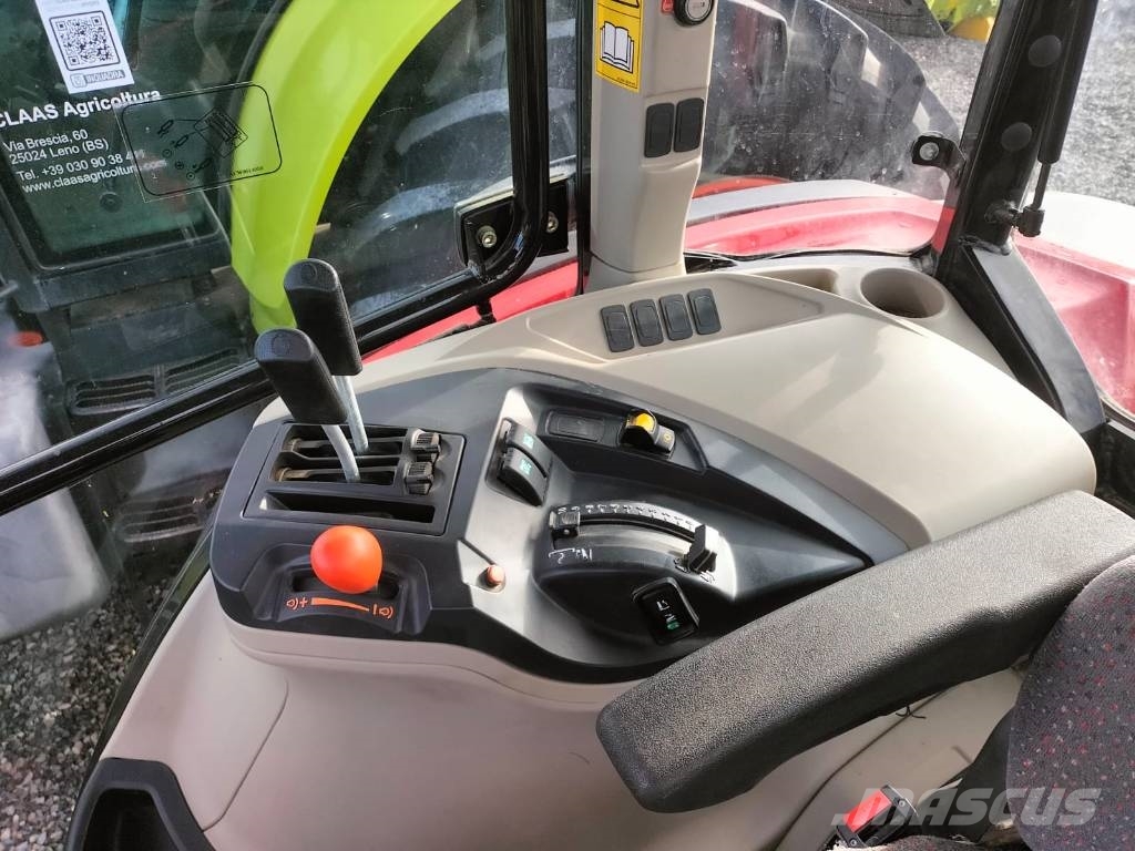 Massey Ferguson 4709 トラクター