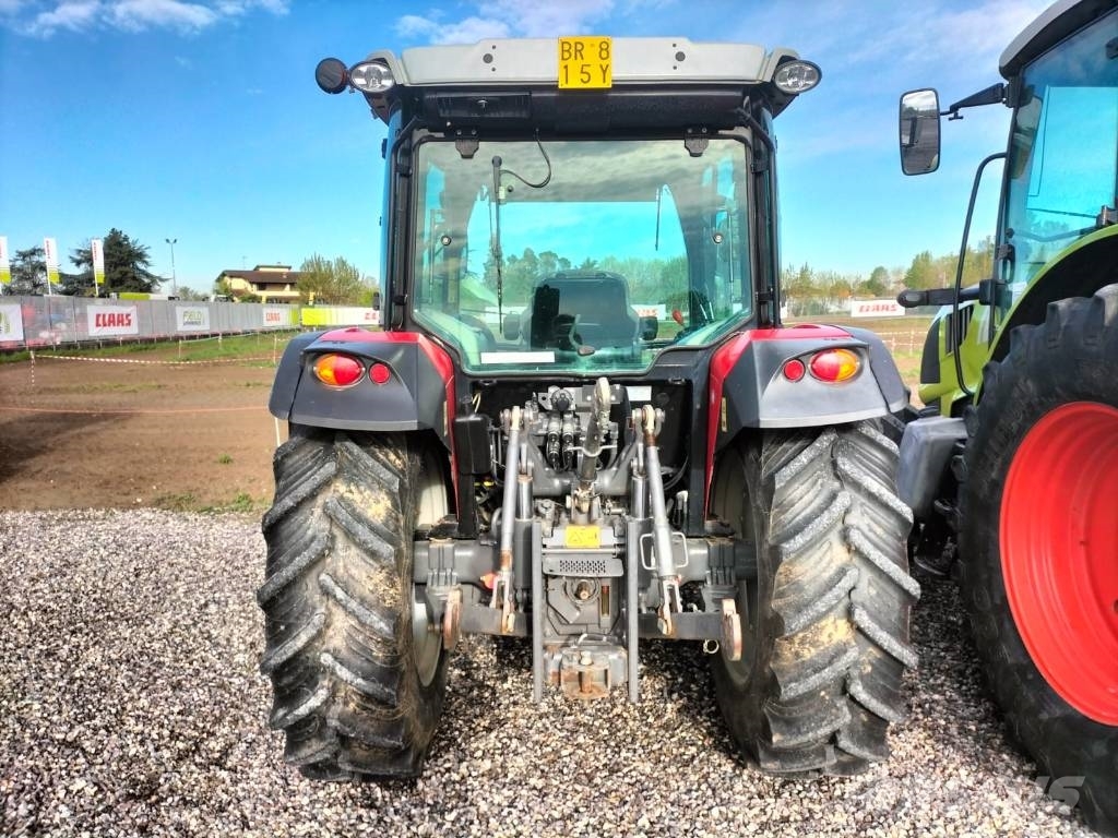 Massey Ferguson 4709 トラクター