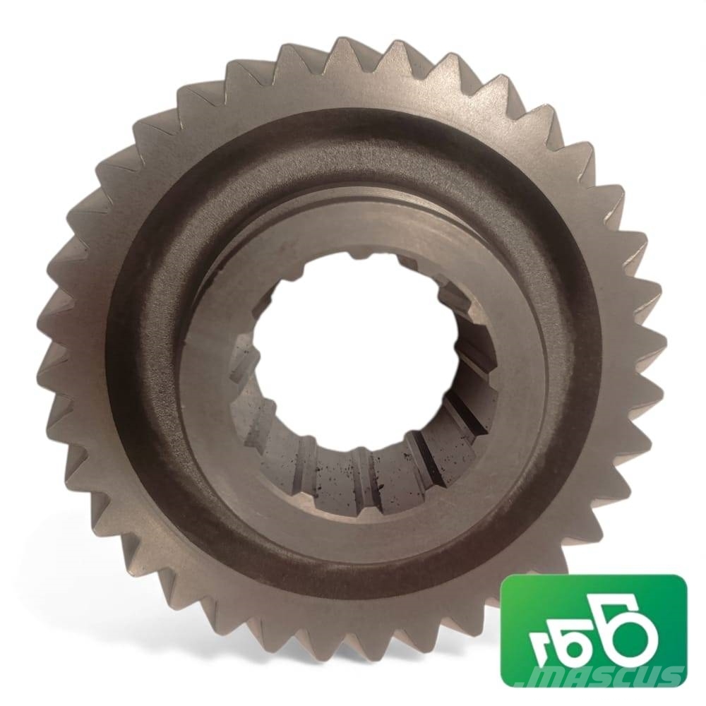 John Deere 6170M Gear PowrQuad™ Gearbox R119982 Podvozky a zavěšení kol