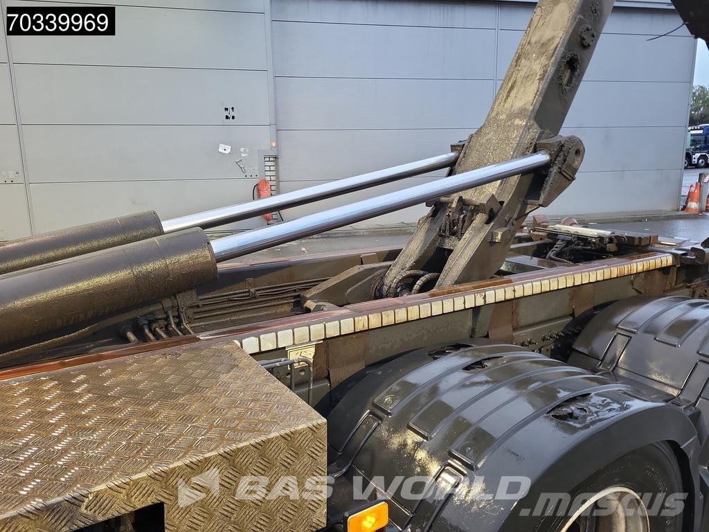 Volvo FM 370 6X2 20 tons containersystem Lift-Axle Autom Abrollkipper