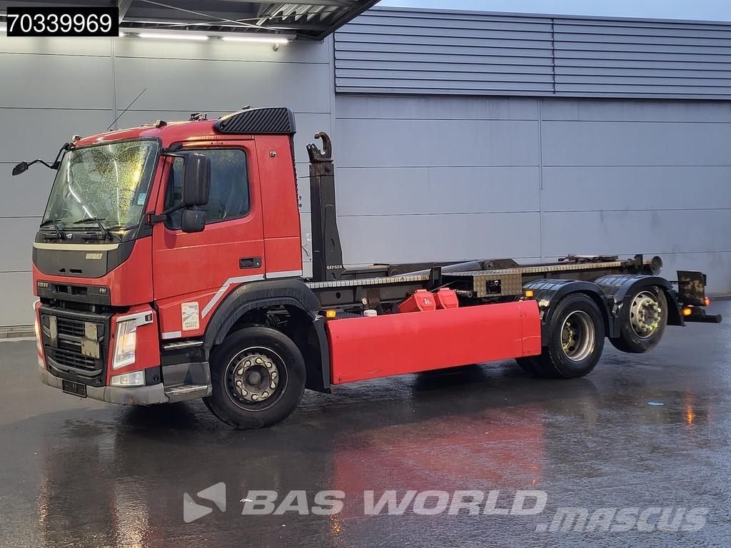 Volvo FM 370 6X2 20 tons containersystem Lift-Axle Autom Abrollkipper