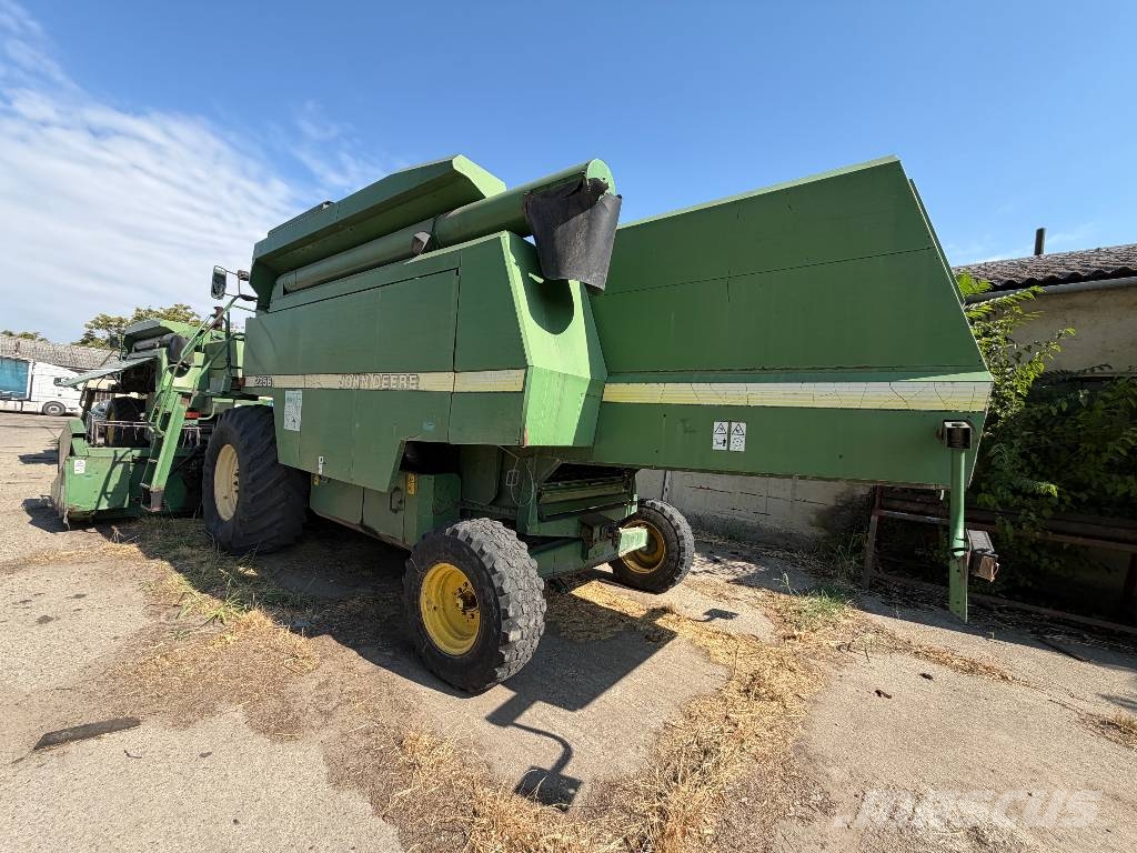 John Deere 2256 Kombajni