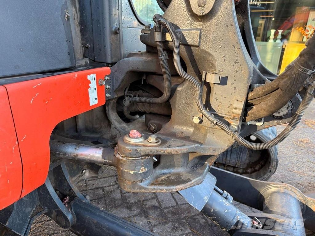 Kubota U48-4 - 4.8T - *FULL HYDR - *HYDR QUICKHITCH - *32 Minigraafmachines < 7t