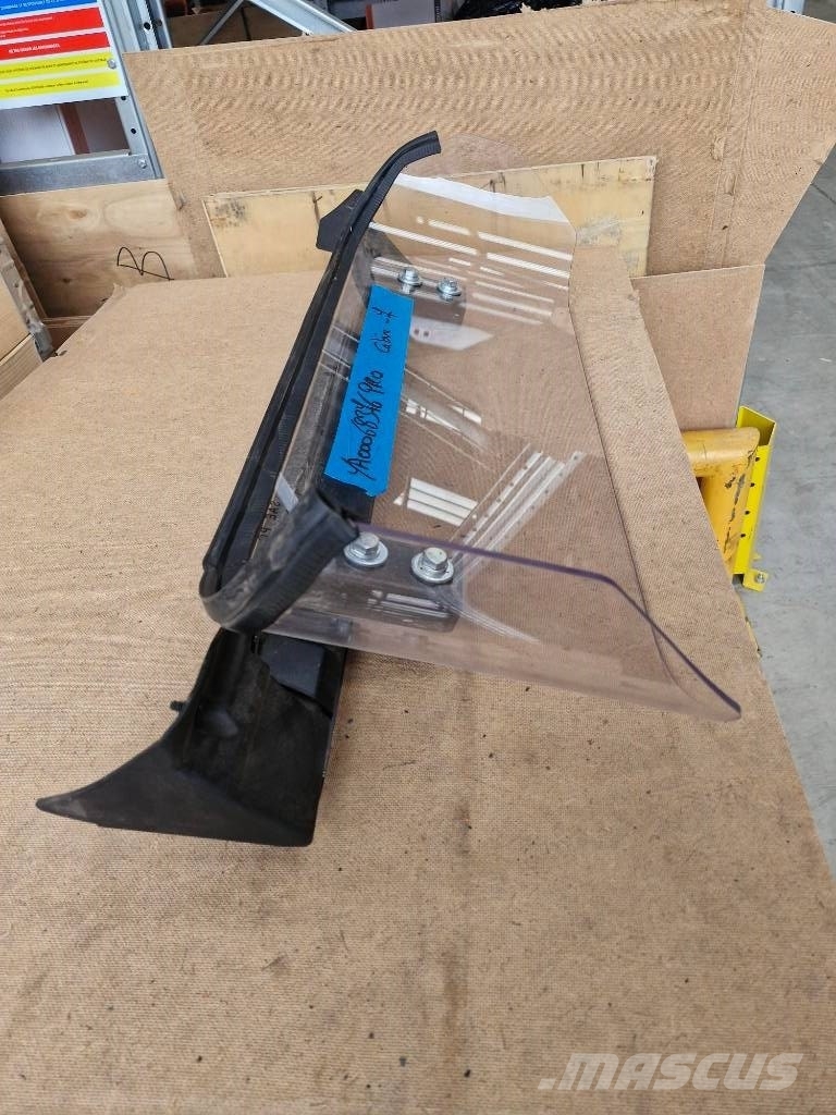 Hitachi YA00068376 CASQUETTE -7 Cabine e interni