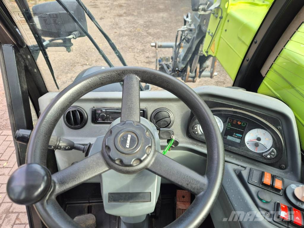 CLAAS Scorpion 732 Varipower 農業用テレハンドラー