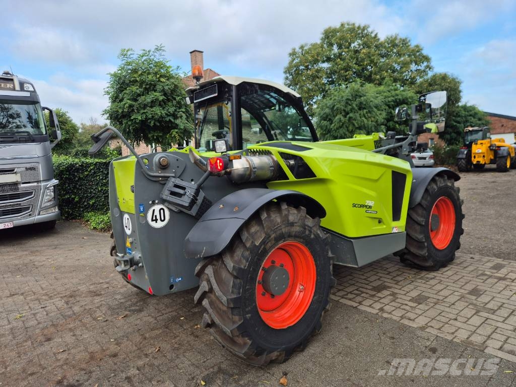 CLAAS Scorpion 732 Varipower 農業用テレハンドラー