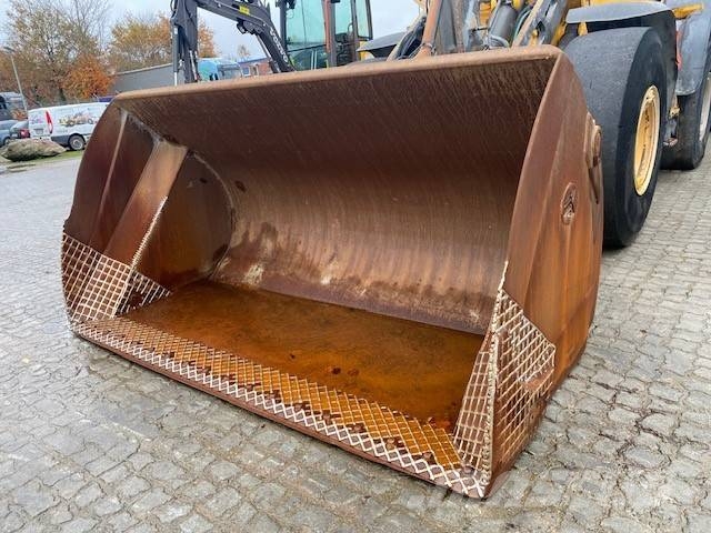 Kaiser (5256) ca. 3.6 cbm gebr. Hochkippschaufel / bucket Cucharones