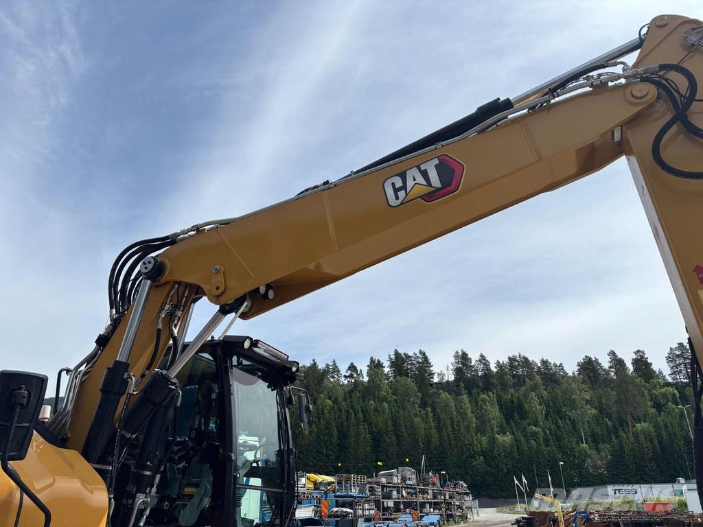 CAT M317 Ratiniai ekskavatoriai