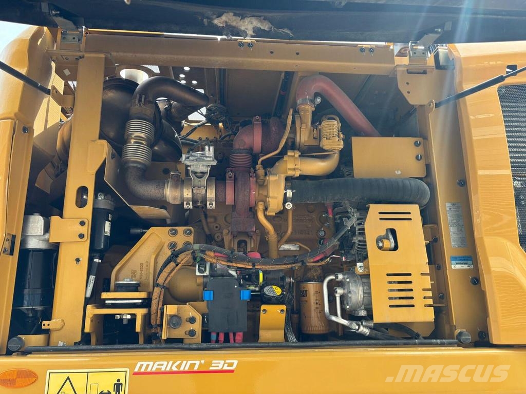 CAT M317 Ratiniai ekskavatoriai
