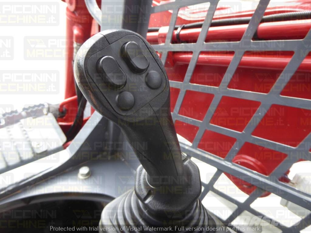 Takeuchi TL6R Lánctalpas homlokrakodók