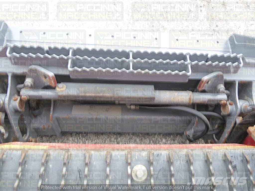 Takeuchi TL6R Lánctalpas homlokrakodók