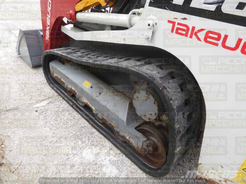 Takeuchi TL6R Lánctalpas homlokrakodók