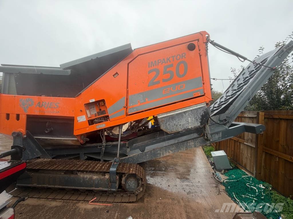 Arjes Impaktor 250 Evo Trituradores de resíduos