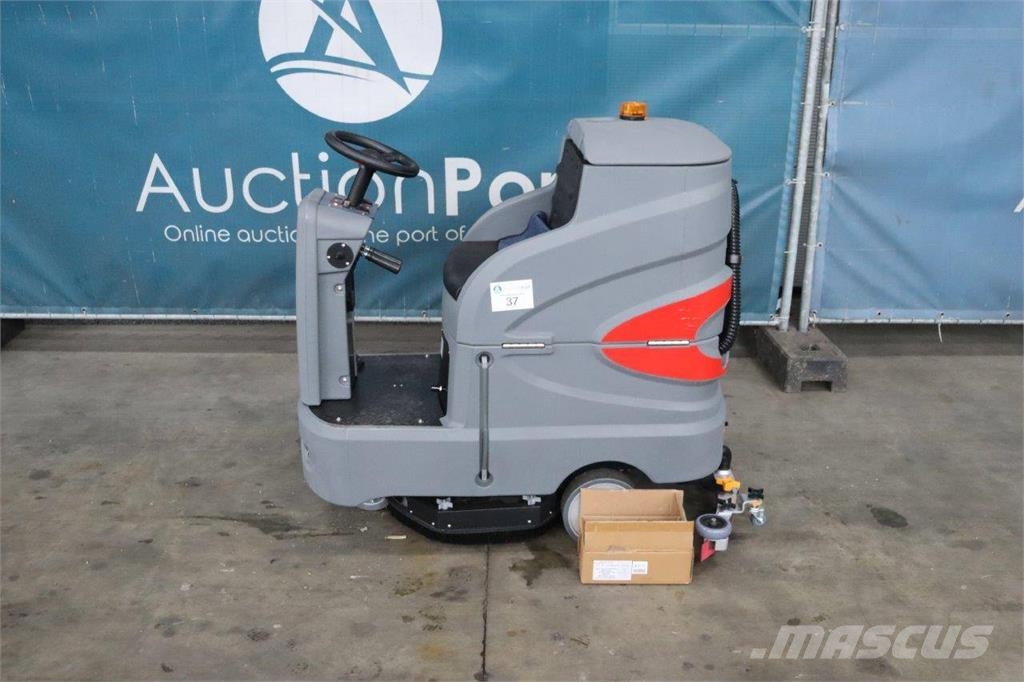  [div] C70S Aufsitz-Nassschreinigungsmaschine Neuge Süpürme kamyonları