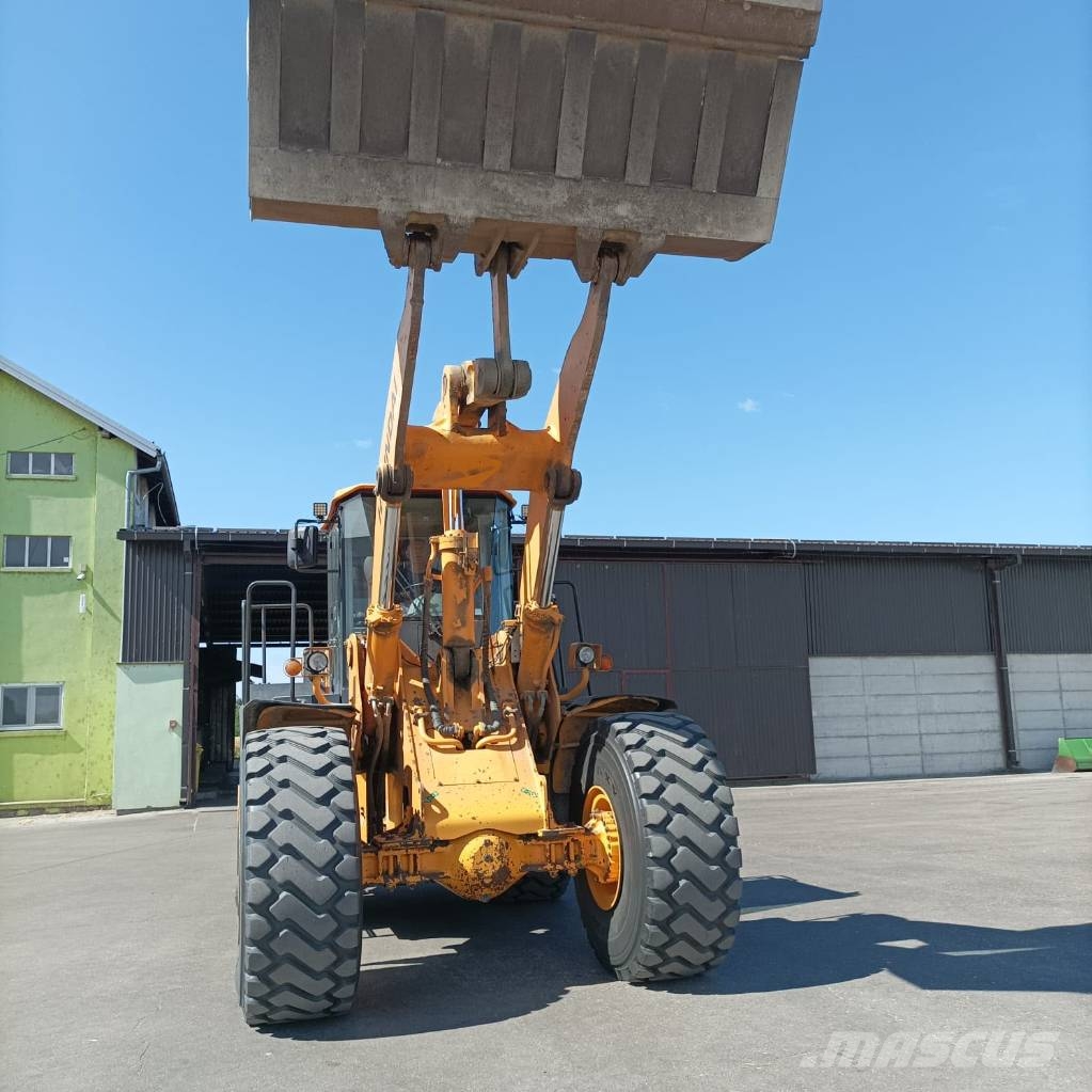 Hyundai HL 770-7 A لوادر بعجل