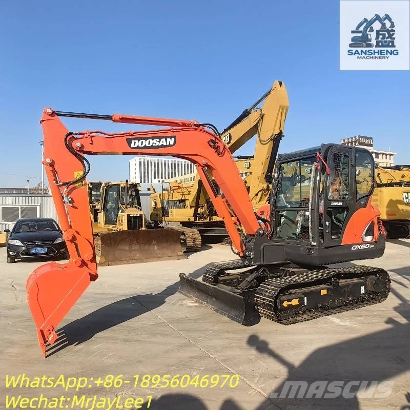 Doosan DX 60-9 C Pelle sur chenilles