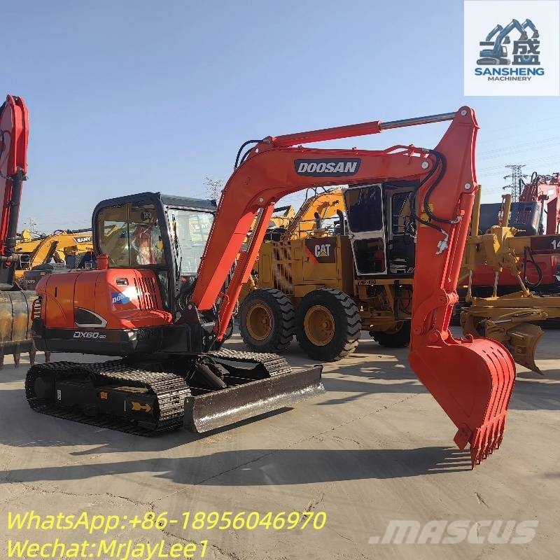 Doosan DX 60-9 C Pelle sur chenilles