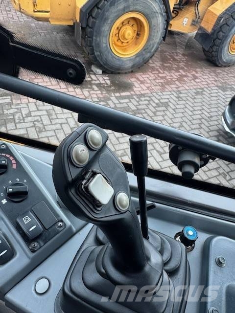 Volvo L 25 F Wheel loaders