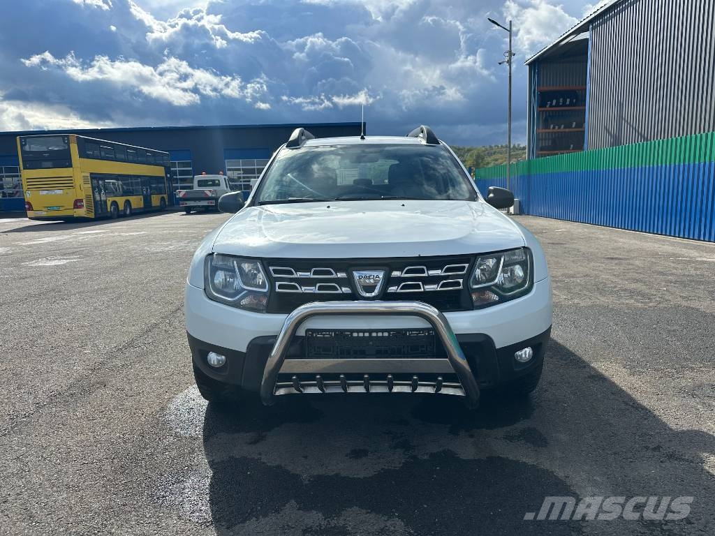Dacia Duster 1.5 dCi 4x4 Carros