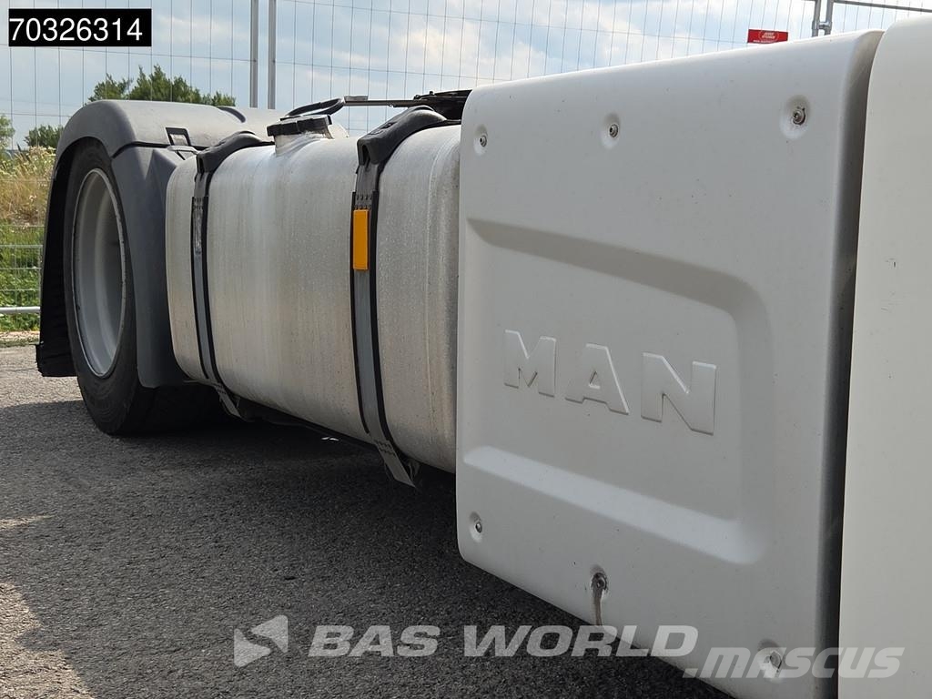 MAN TGX 18.460 4X2 XLX Mega Retarder 2xTanks Standklim Ťahače