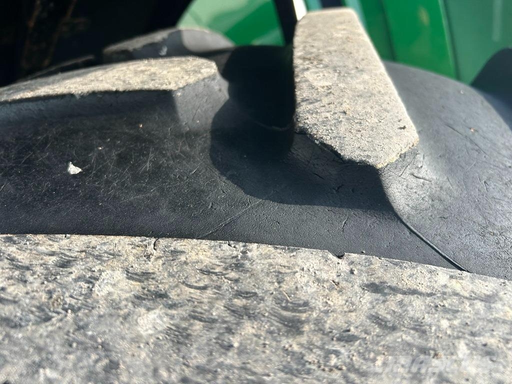 John Deere 6215R Tratores Agrícolas usados