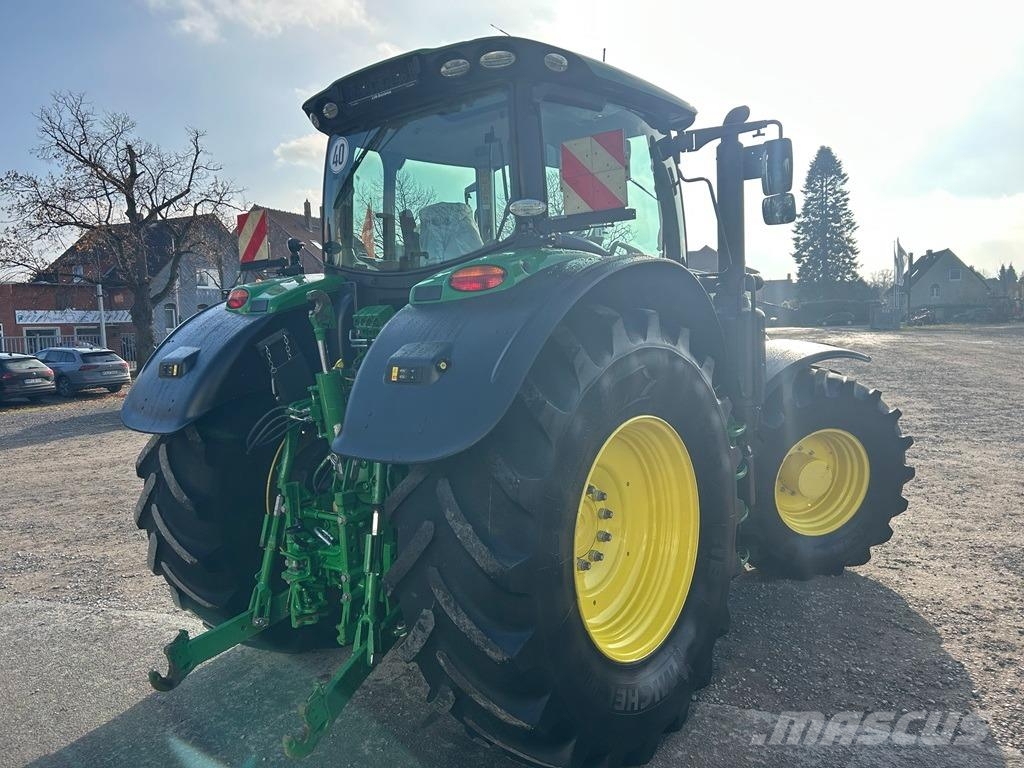 John Deere 6215R Tratores Agrícolas usados