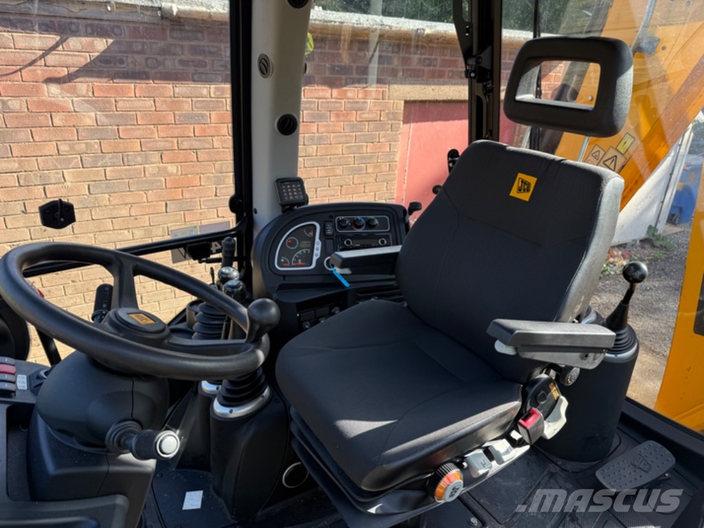 JCB 3 CX Backhoe
