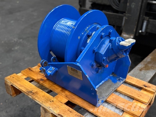 Klemm Rexroth NEW HYDRAULIC WINCH 1500 KG Drilling equipment accessories and spare parts
