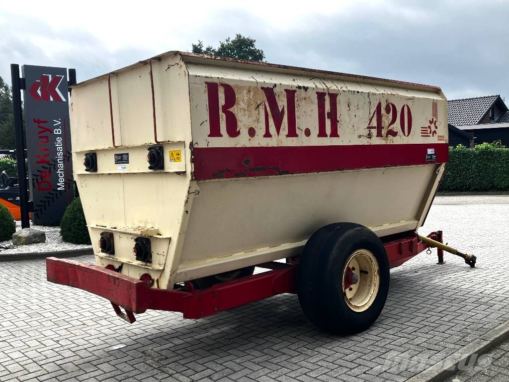 RMH 420 Кормораздатчики