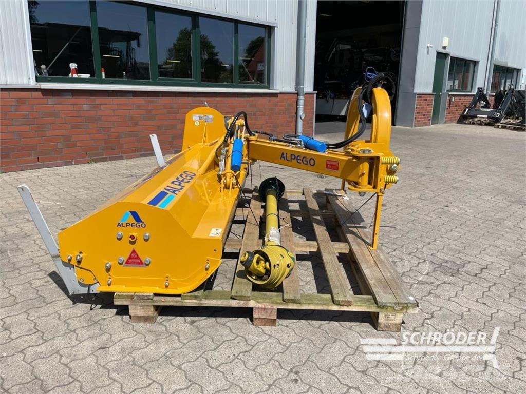 Alpego SEITENMULCHER TRILAT TL 33-200 Segadoras y cortadoras de hojas para pasto
