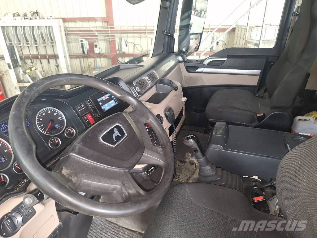 MAN TGS 18,460 4X4 BL Cavalos mecânicos