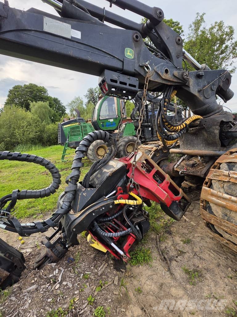 John Deere 1270 E Harvesteri