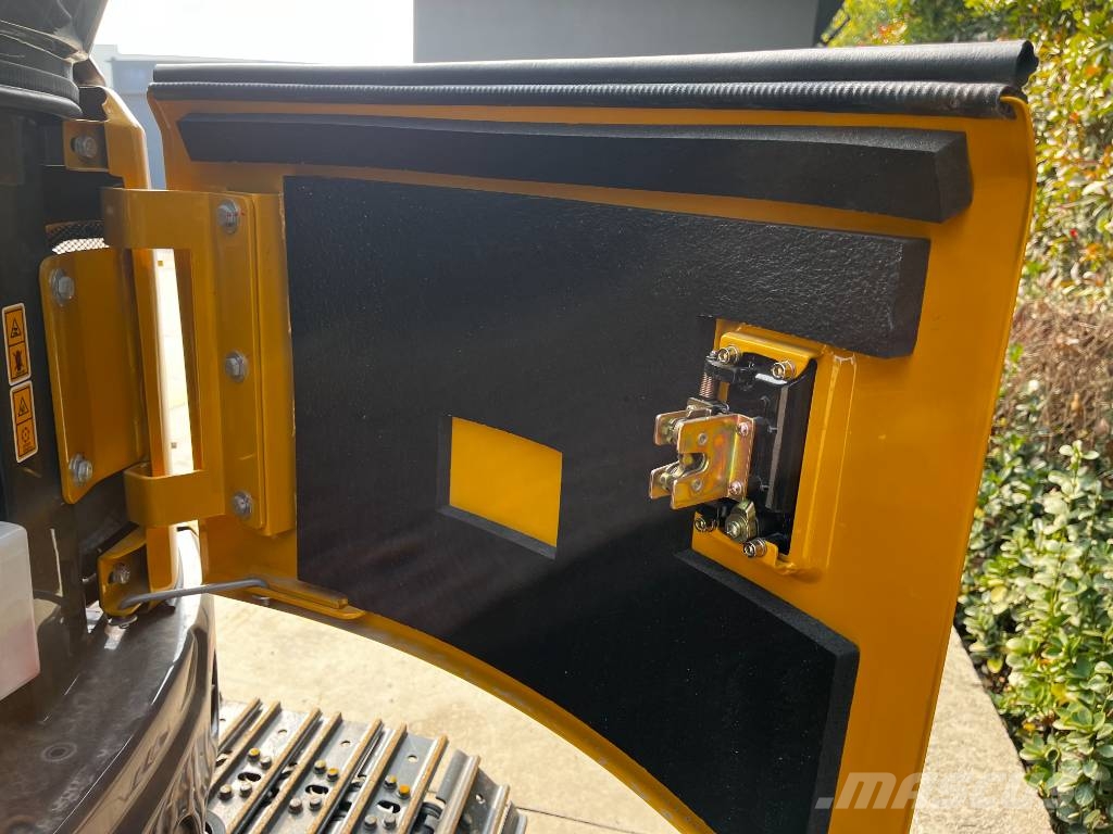 XCMG XE 27U Мини-экскаваторы