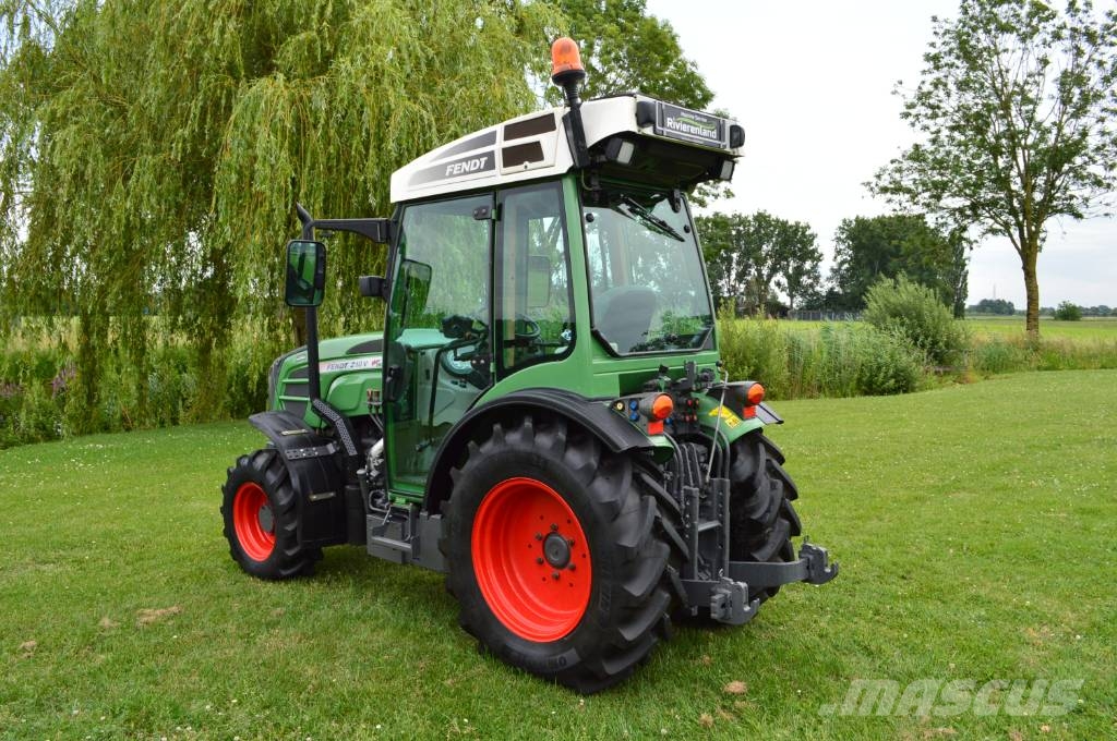 Fendt 210V Vario Profi Smalspoor/Fruitteelttractor Tractors