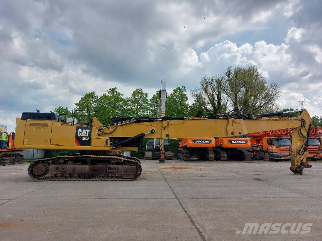 CAT 352FLXE MHD (17m demolition) حفارات زحافة