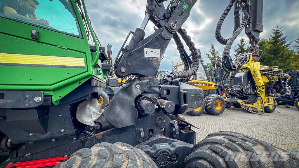 John Deere 1070 D Eco III Harvester