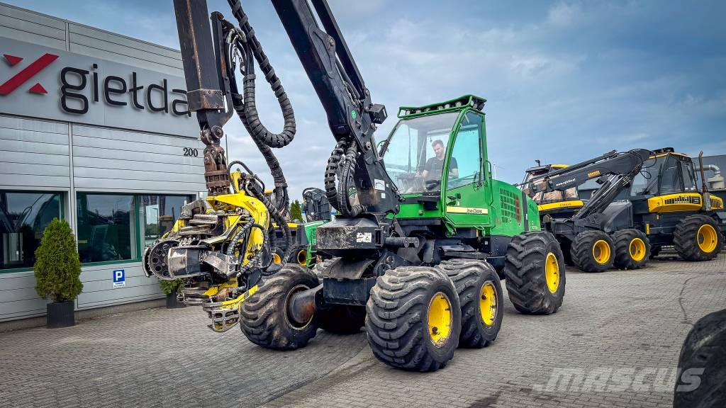 John Deere 1070 D Eco III Harvester