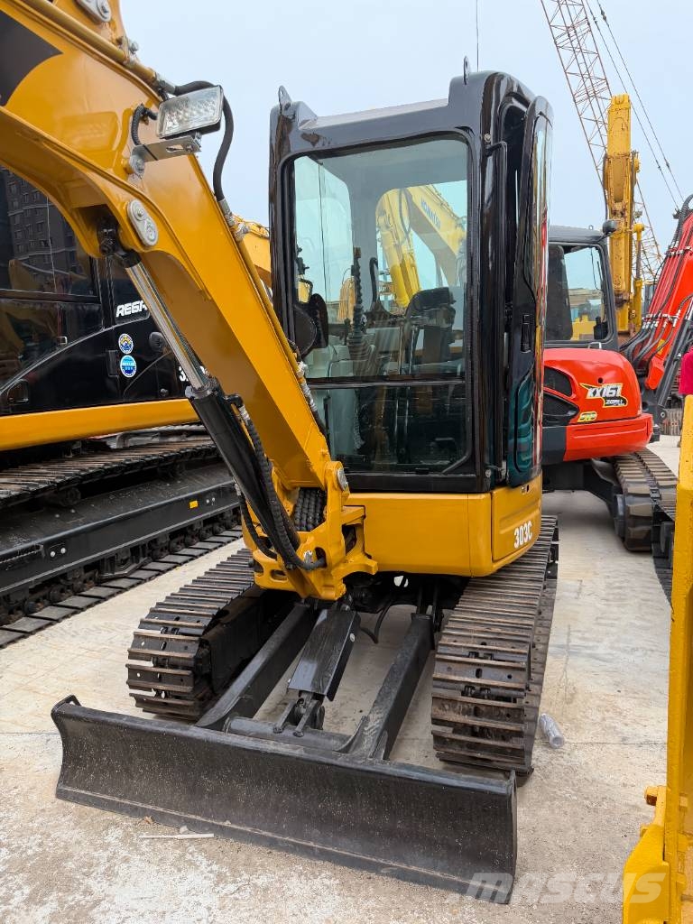 CAT 303 CR   3000 units excavators in stock Minibagger < 7t