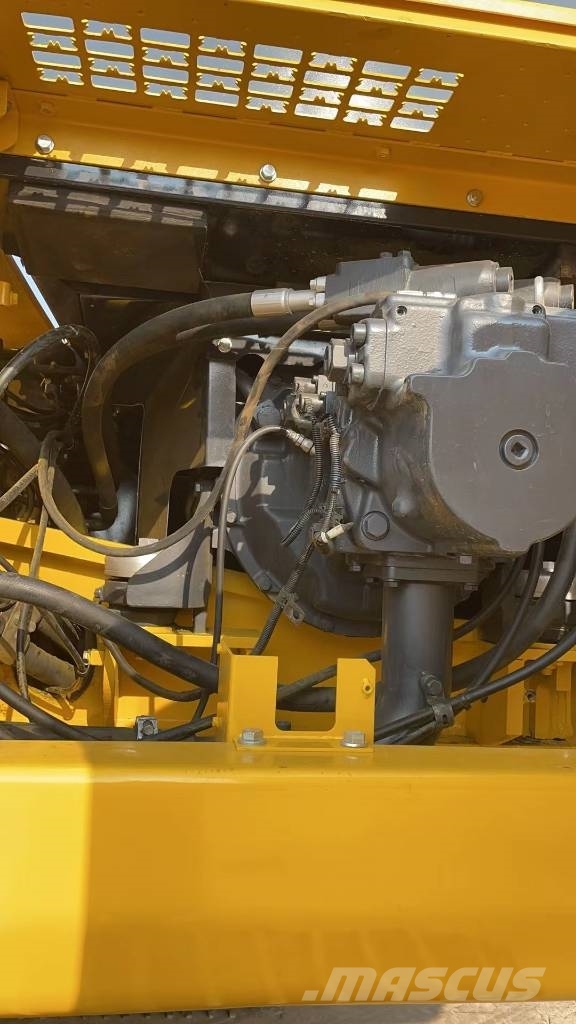 Komatsu PC 400 LC-8 Pelle sur chenilles