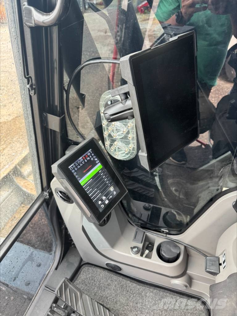 Hidromek 145 LCSR حفارات زحافة
