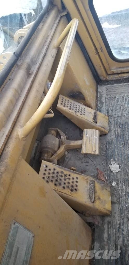 CAT 953 Paletli yükleyiciler