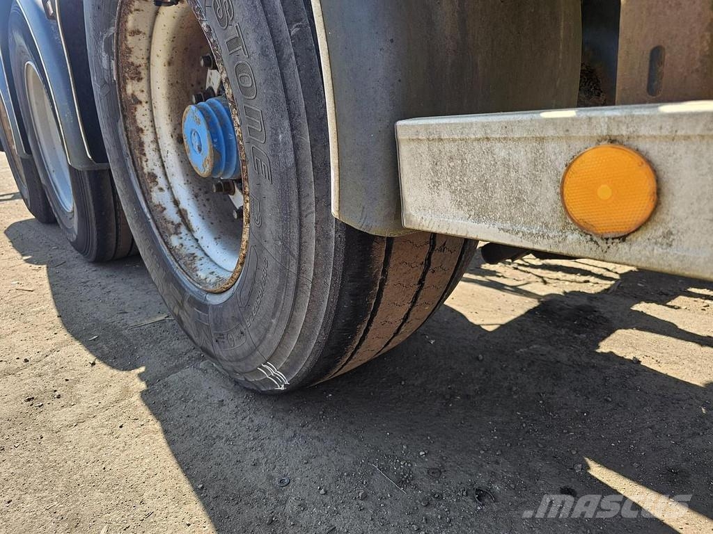 HRD NT CON.40 foot extendible chassis 2 x 20 foot / la Containerchassis