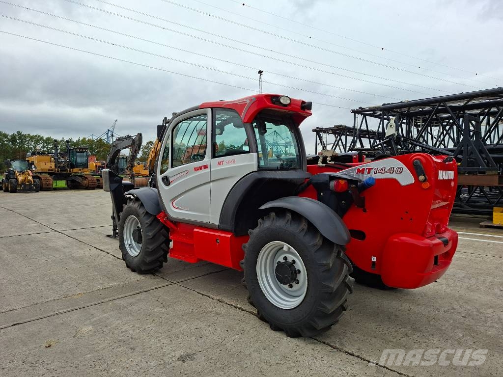Manitou MT 1440 (100HP + Sideshift + A/C) مناولات متداخلة
