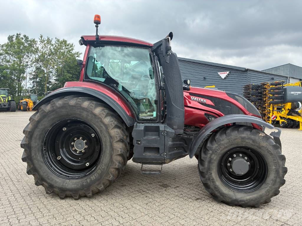 Valtra 254 Versus Traktorid