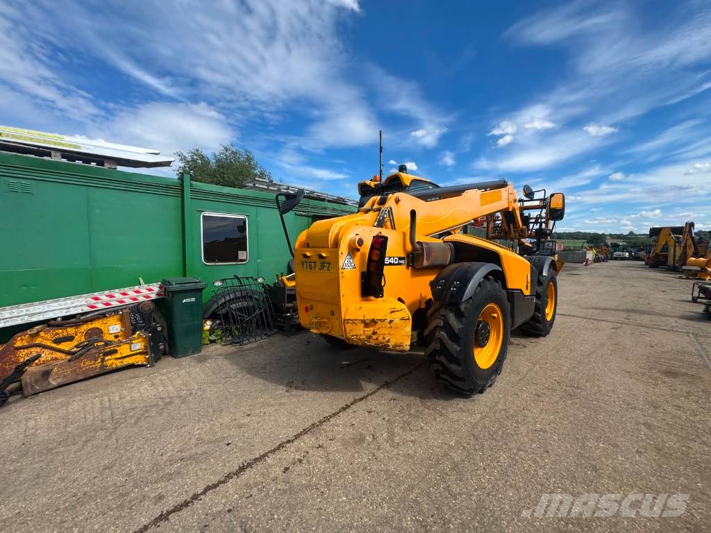 JCB 540-140 Teleskopické manipulátory