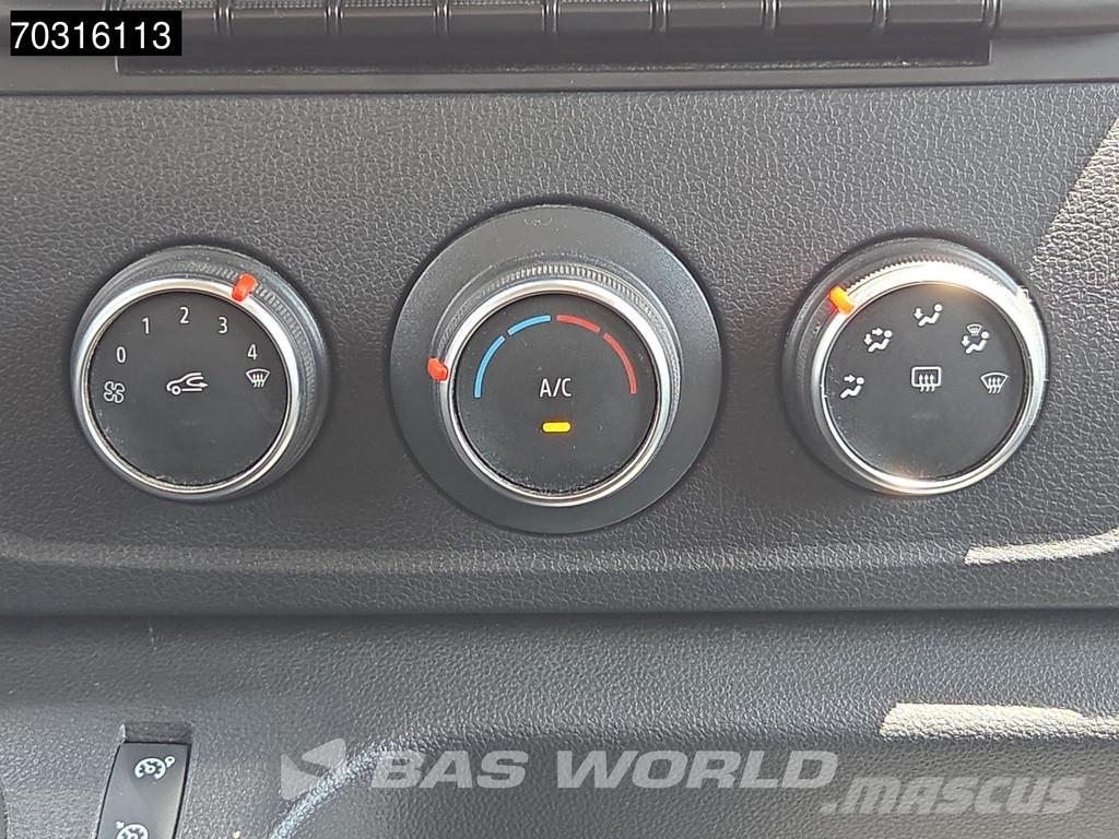 Renault Master 145PK Furgón Caja Cerrada – LED - Navegació Muut autot