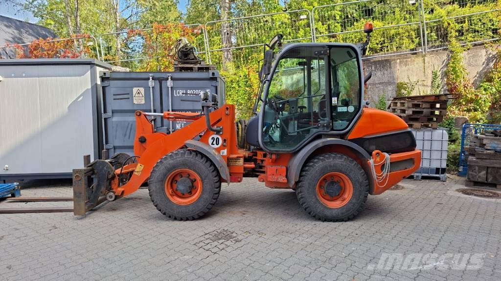 Hitachi ZW75 Radlader