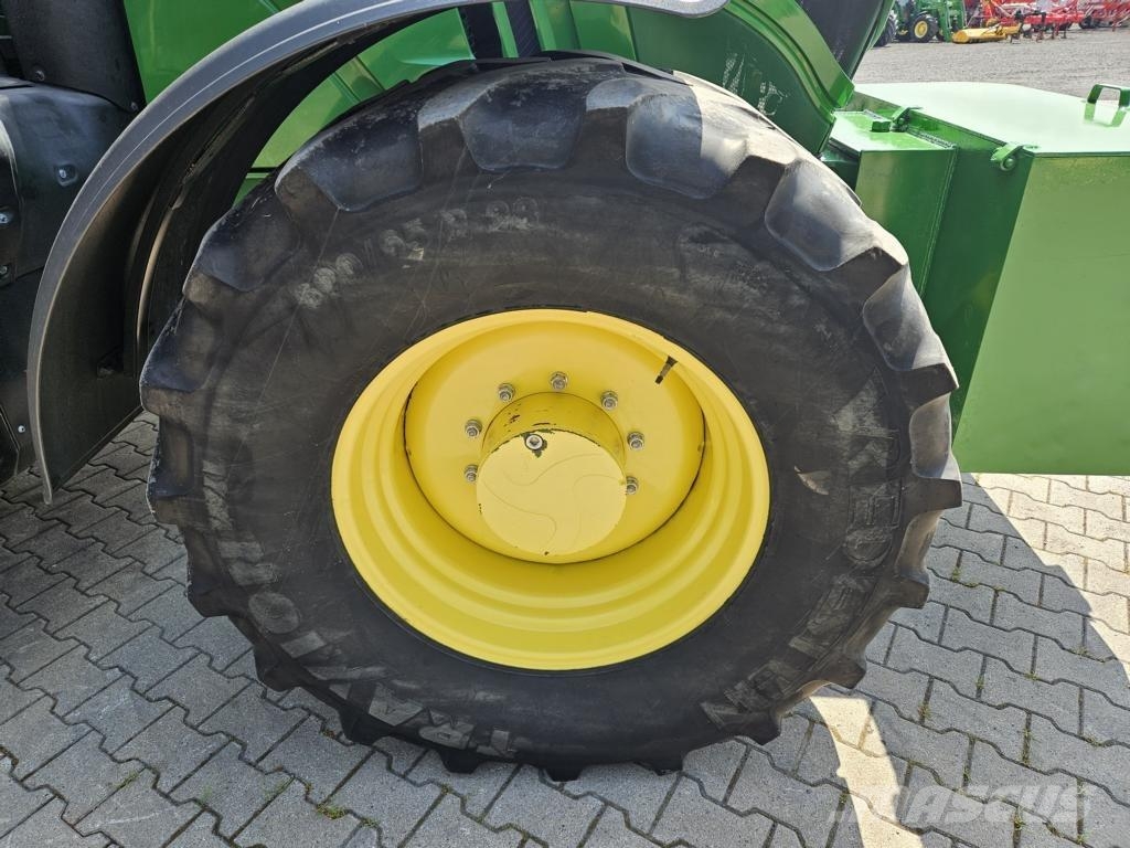 John Deere TRAKTOR 6195M MIT KABINE Agriculture - Others